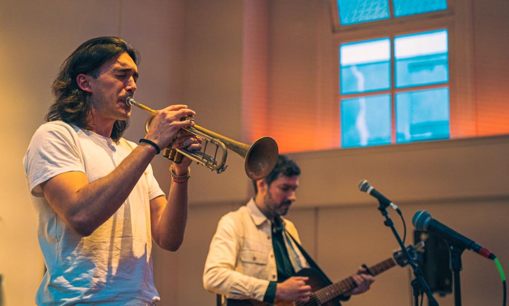 Playing trumpet live